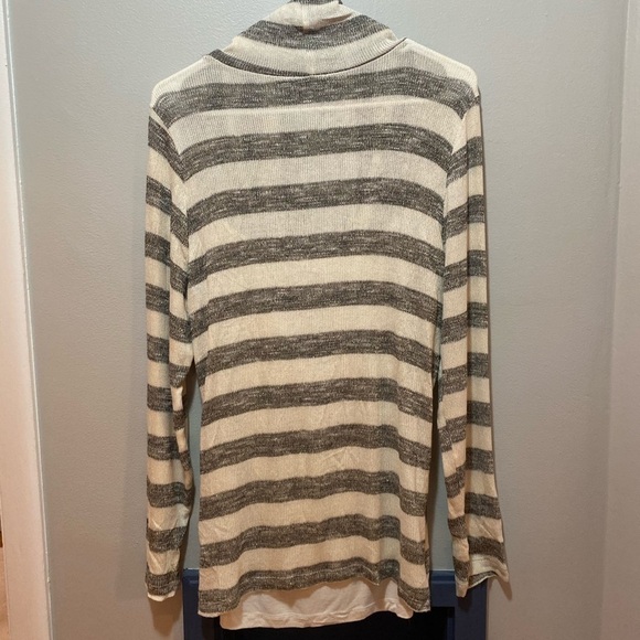 Venus Striped Sweater - Picture 4 of 4